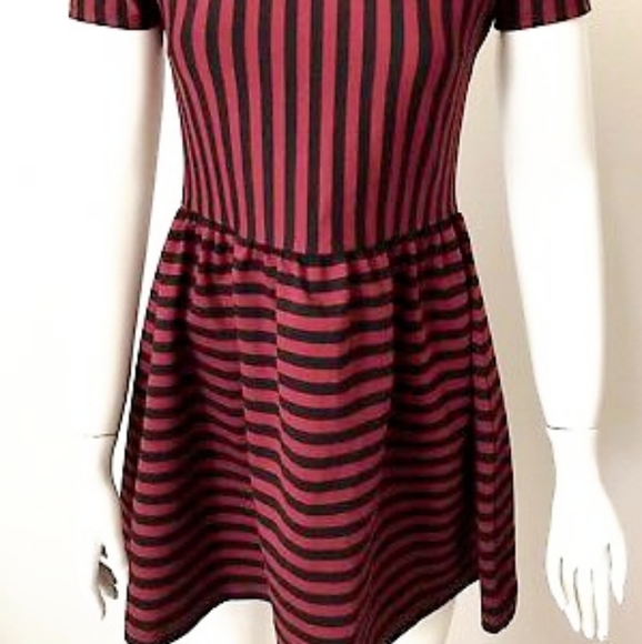 FOREVER 21 Stripe Fit & Flare Skater Dress NWOT - Picture 10 of 11